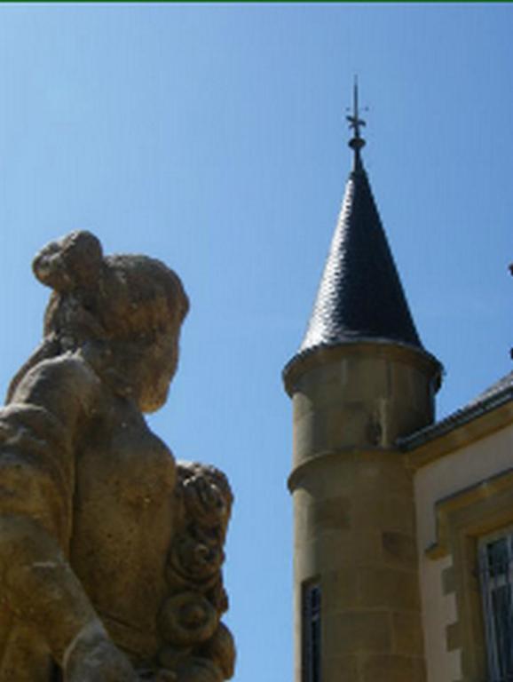 Chateau Tout Y Fault Loriges Exterior foto